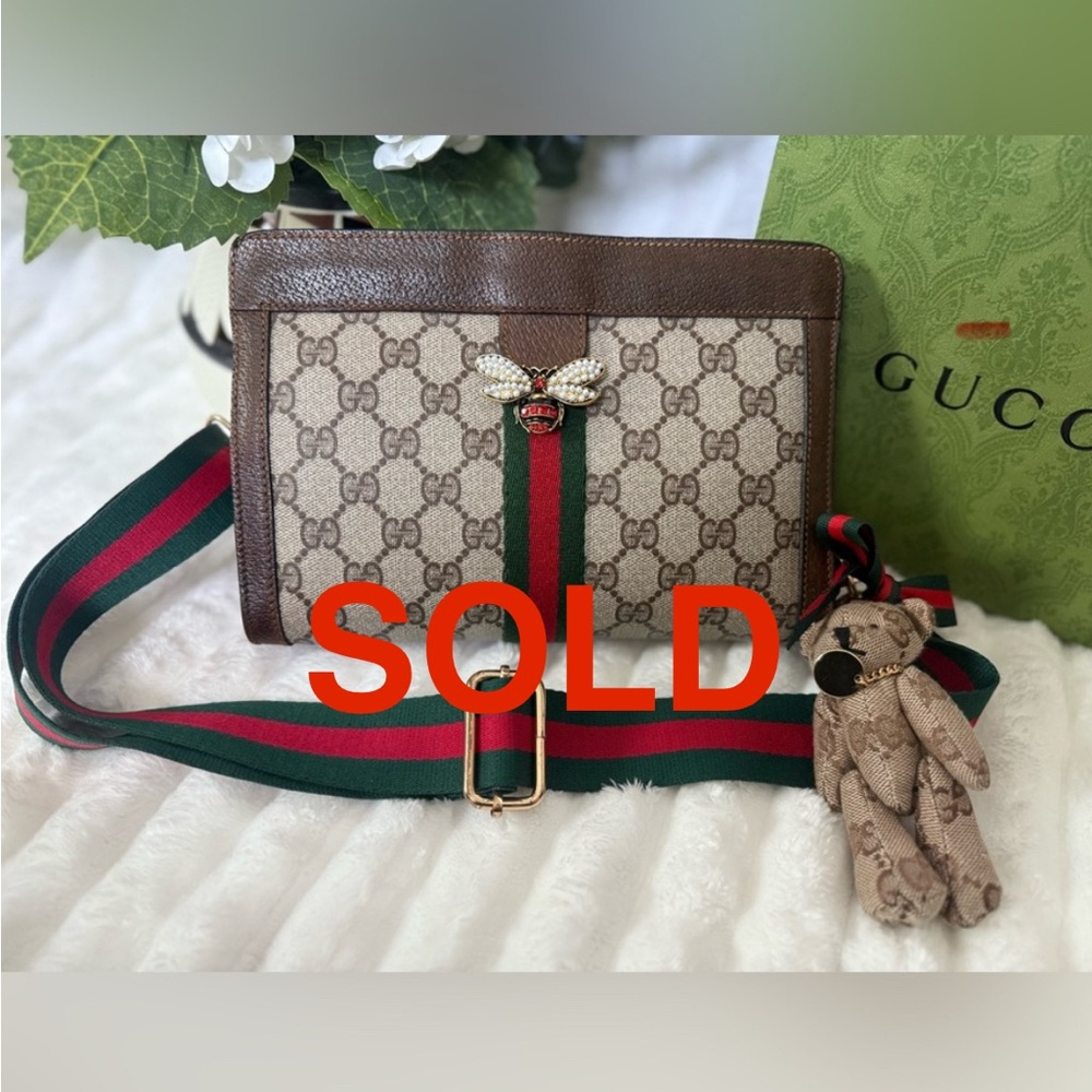 SOLD OUT❗️GUCCI Web Sherry Line Clutch / Crossbody Bag. AUTHENTIC